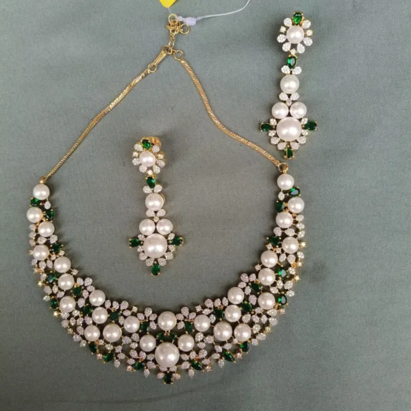 Pearl Emerald set